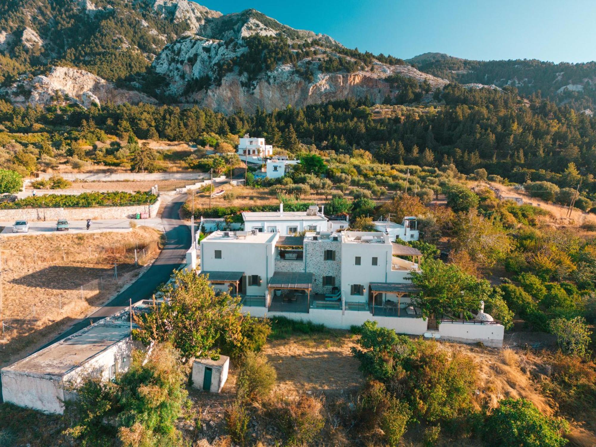 Villa Rosa - Luxury Villas With Panoramic Views Lagoudi Zia Bagian luar foto